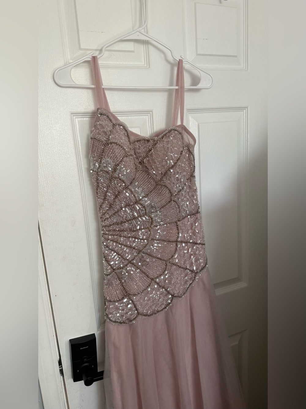 Elegant Pink Beaded Gown - Picture 3 of 4